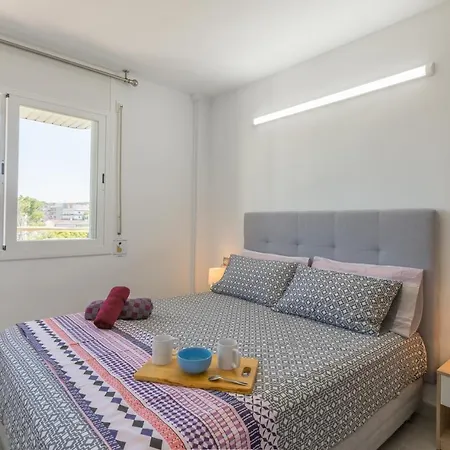 Little Hawaii Apartments 살루