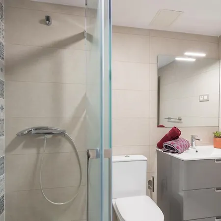 Little Hawaii Apartments