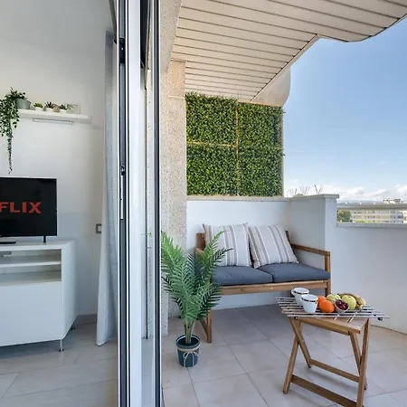 Little Hawaii Apartments *