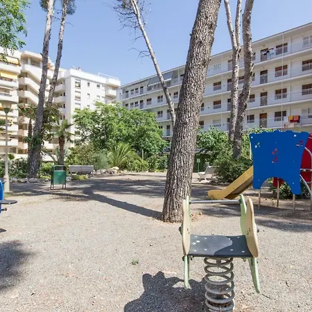 Little Hawaii Apartments